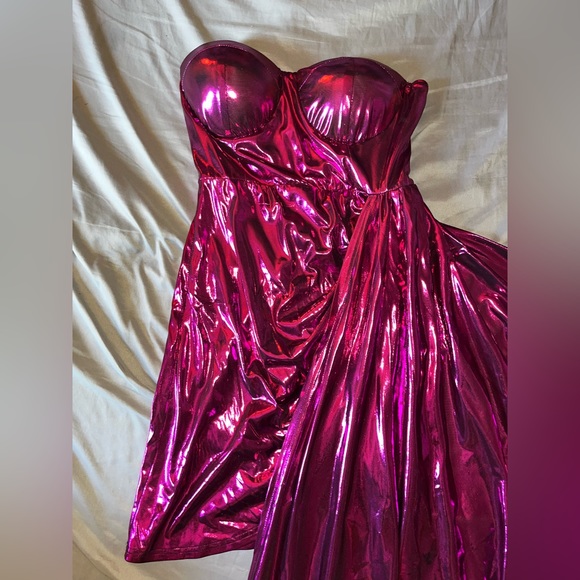 purple dress, metallic material, with side train - Picture 6 of 6